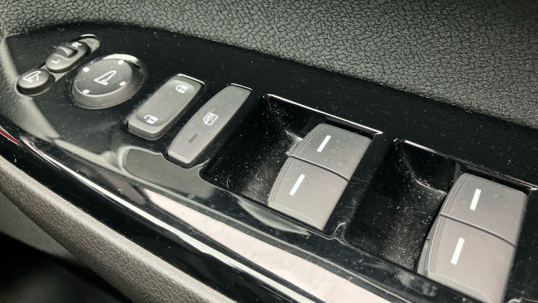 Honda CR-V 2.0 i-MMD Hybrid SE 2WD 5dr eCVT Hybrid Estate